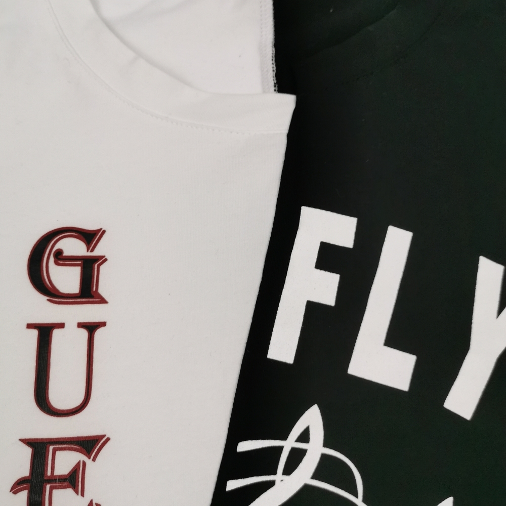 Guess Rae Logo Split Graphic Crop Tee - Picture 6 of 10